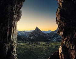 Нарышкин впервые представил разведчика-нелегала Сергея Черепанова