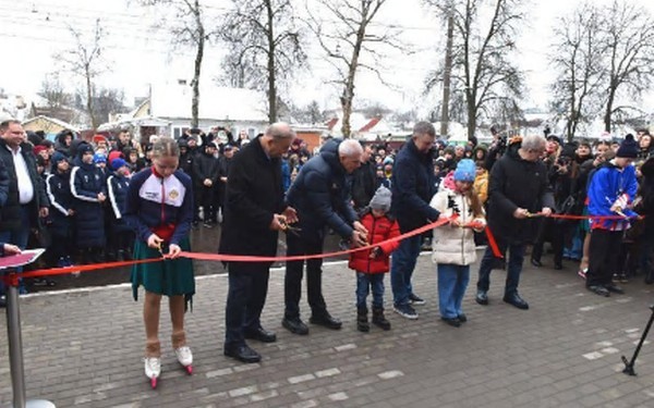 В Брянске открыли ледовый дворец «Пересвет»